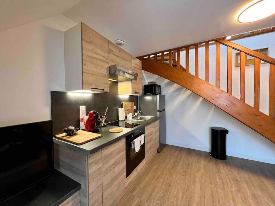 Appartement Centre-Ville / 6 Prsn / Bord Du Doubs / Au Pied De La Citadelle Безансон Екстер'єр фото